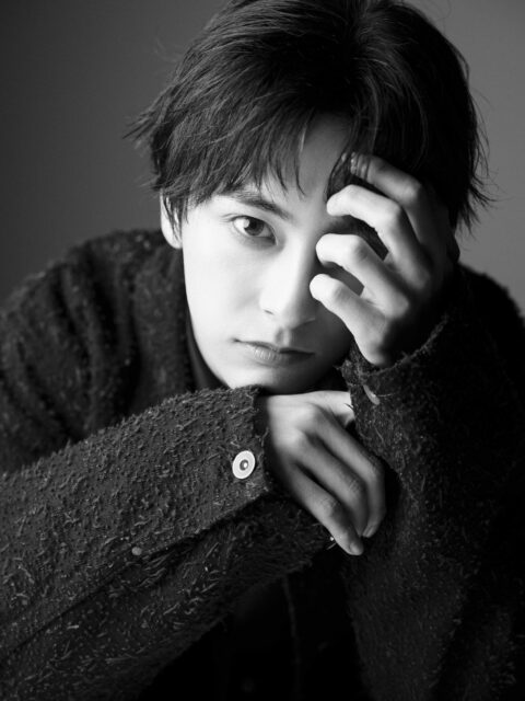 新原泰佑/AMUSE
